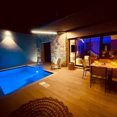 Casa Damicella Bord De Avec Piscine 빌라
