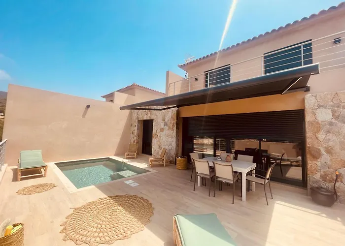 Casa Damicella Bord De Avec Piscine 빌라 Palasca (Corsica)