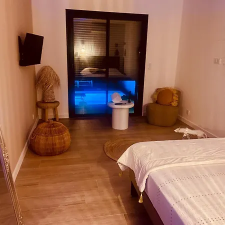 Casa Damicella Bord De Avec Piscine Villa
