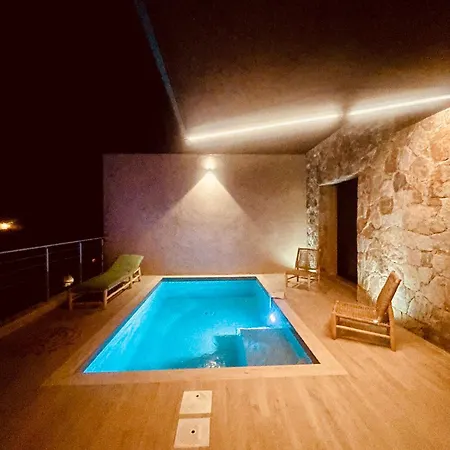 Casa Damicella Bord De Avec Piscine