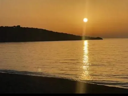 Casa Damicella Bord De Avec Piscine