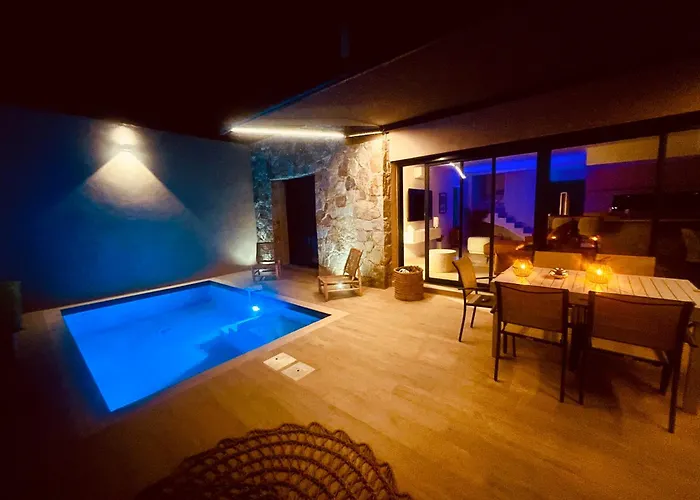 Casa Damicella Bord De Avec Piscine Villa