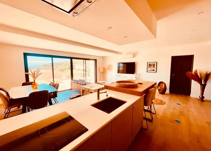 Vila Casa Damicella Bord De Avec Piscine *